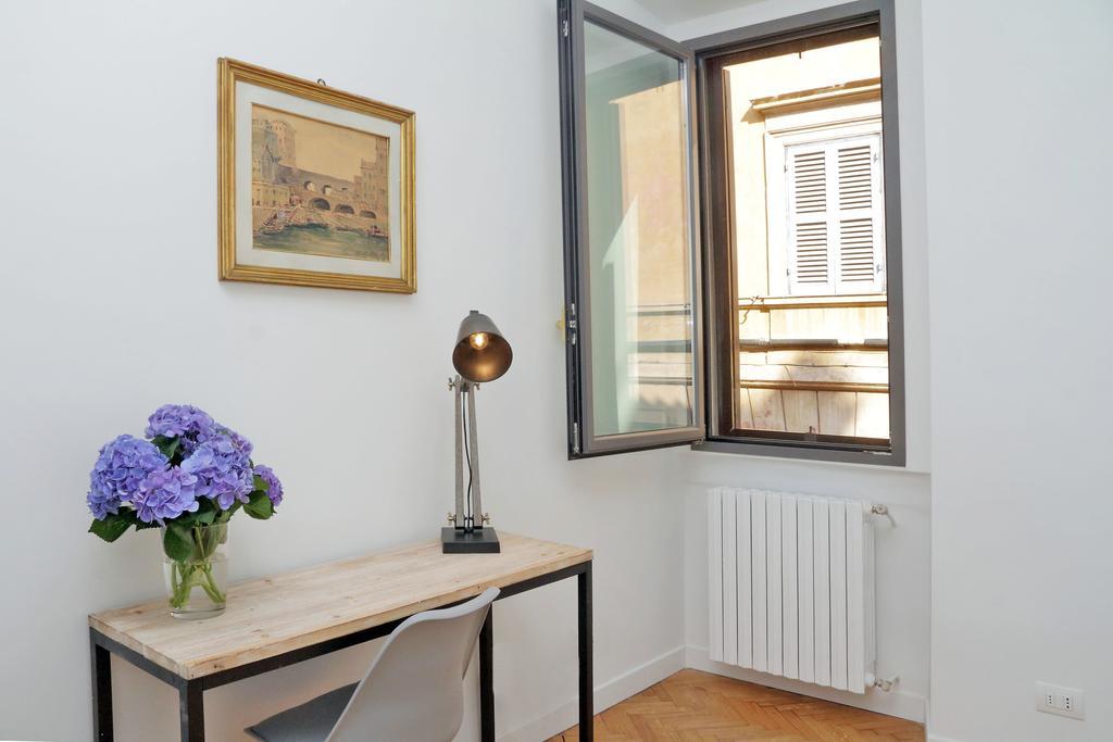Fiori Charme - My Extra Home Rome Room photo